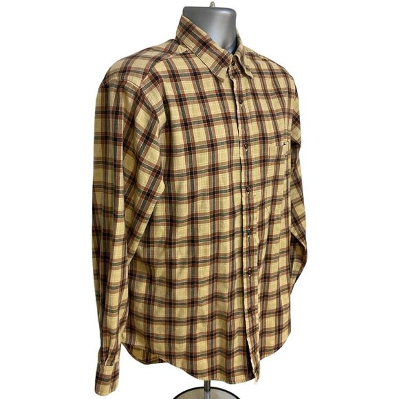 St. John’s Bay Plaid Jaspe Twill Button Up Shirt Size M Tan Long Sleeve Casual - Picture 3 of 8
